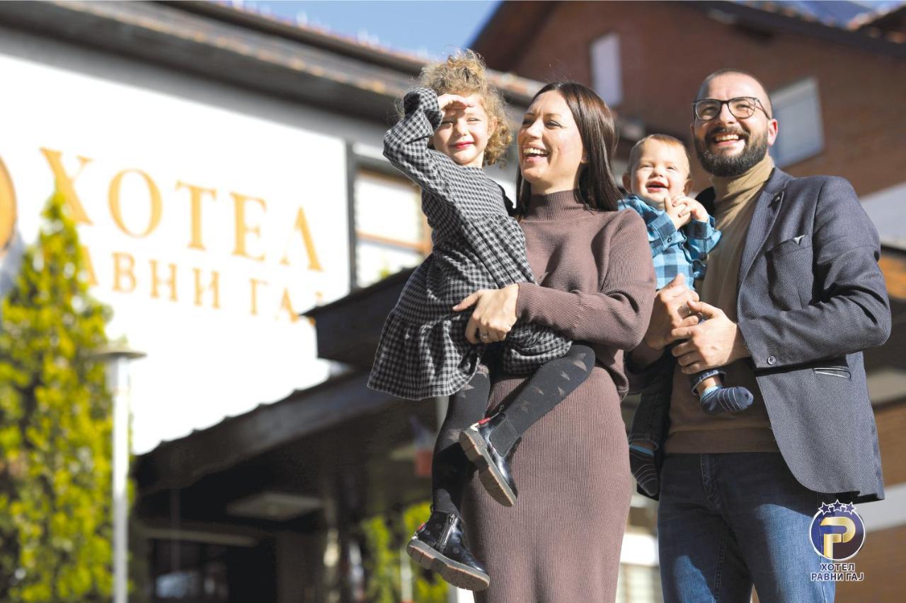 Hotel Ravni Gaj Knic Εξωτερικό φωτογραφία