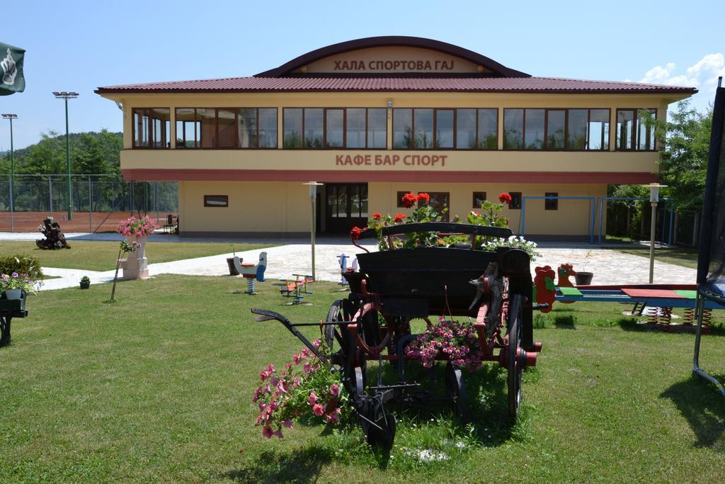 Hotel Ravni Gaj Knic Εξωτερικό φωτογραφία