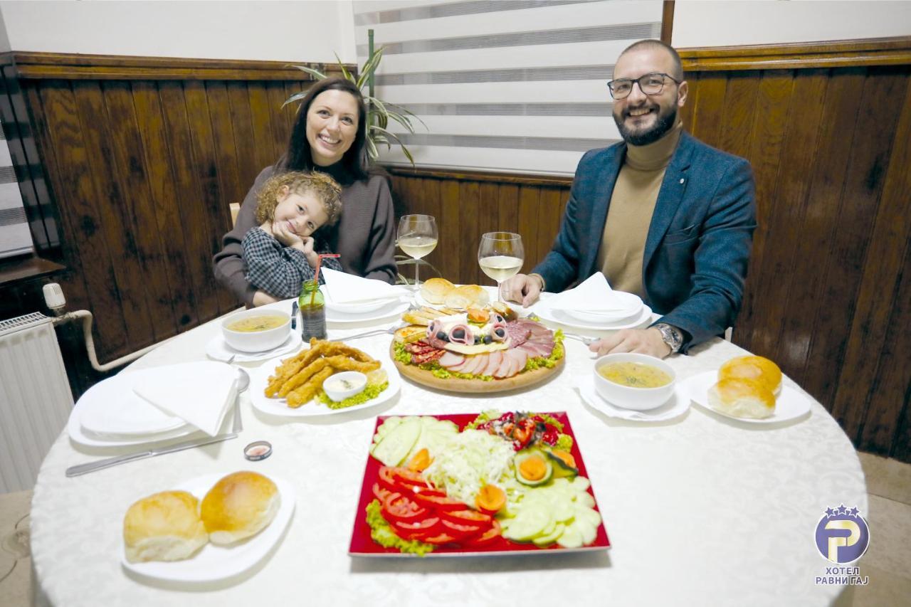 Hotel Ravni Gaj Knic Εξωτερικό φωτογραφία